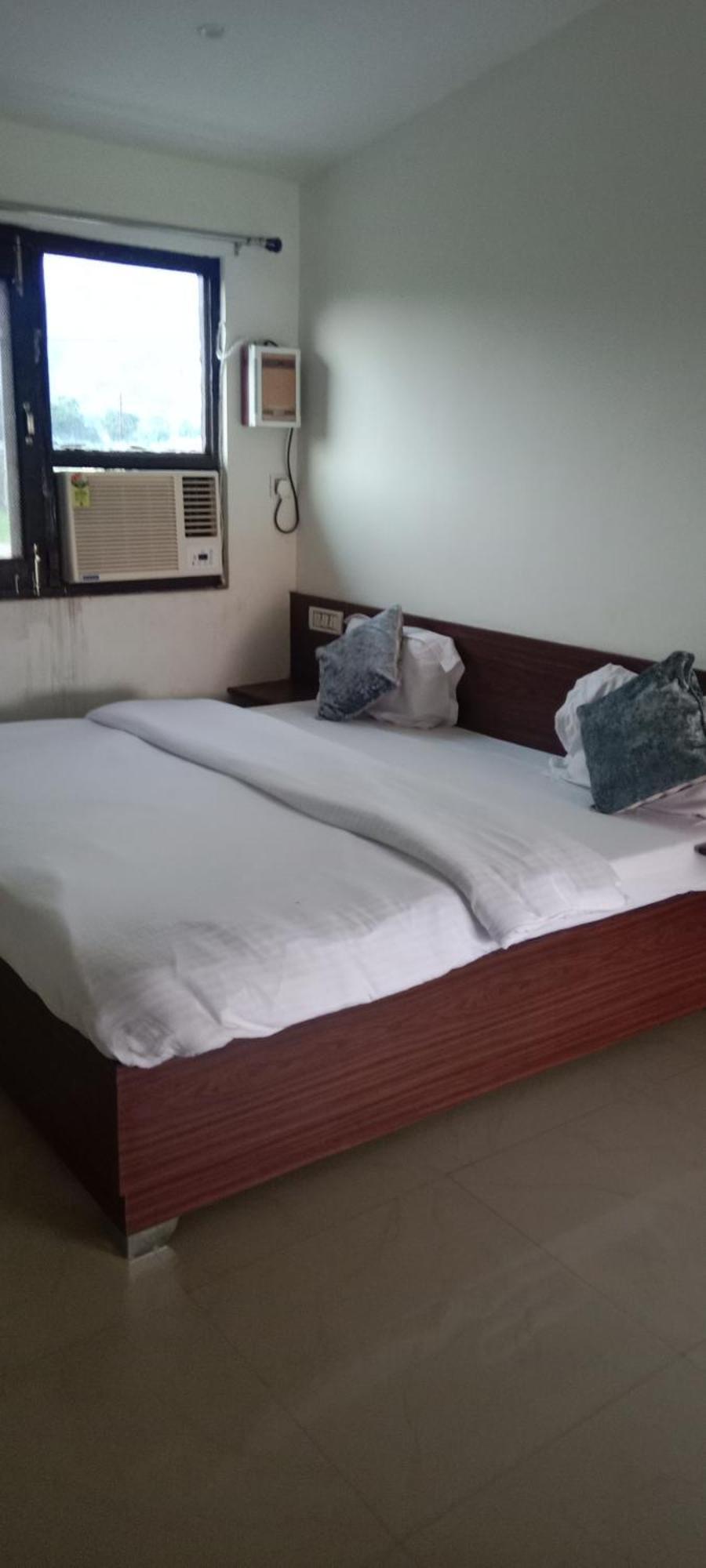Corbett Bhavesh Home Stay Jhirna Номер фото